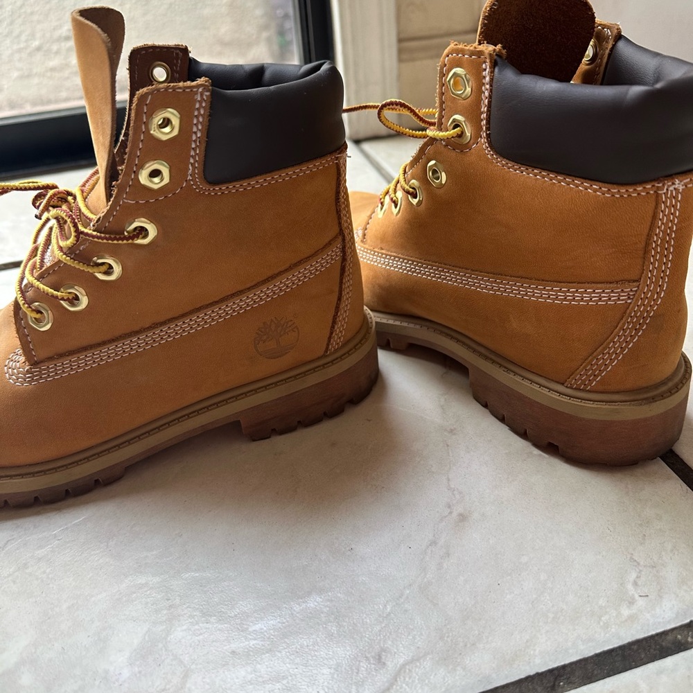 Timberland boots - Picture 3 of 8